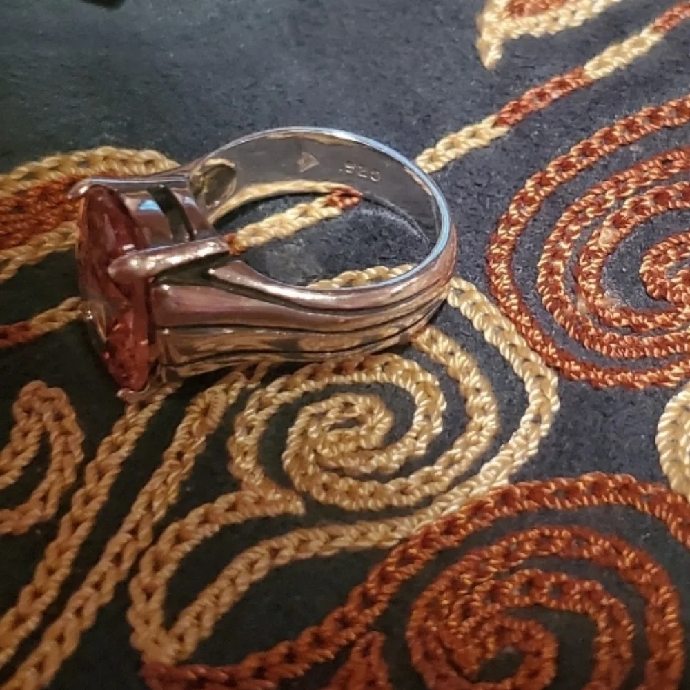 Silpada Sterling Silver Faceted Champagne Cubic Zirconia Gemstone Ring - Picture 12 of 13